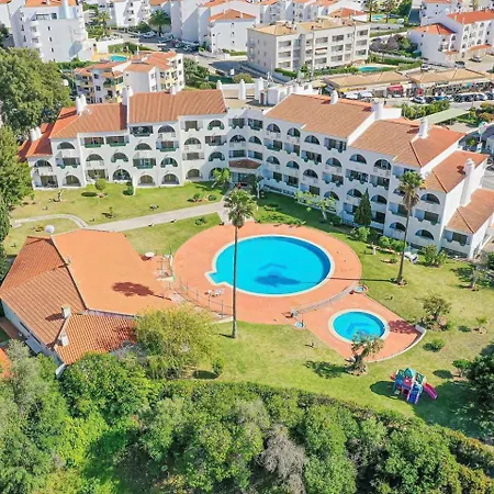 Appartamento Apartamento ValeMangude Piscina e Praia